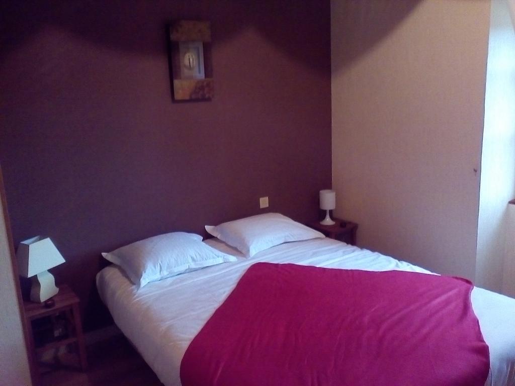 Отель Le Relais De La Caleche Saint-Denis-d'Anjou Экстерьер фото